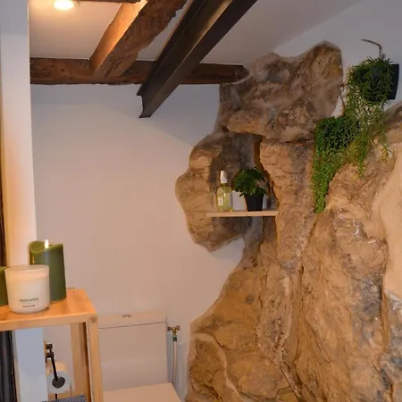Secret Jacuzzi Vieille * Annecy